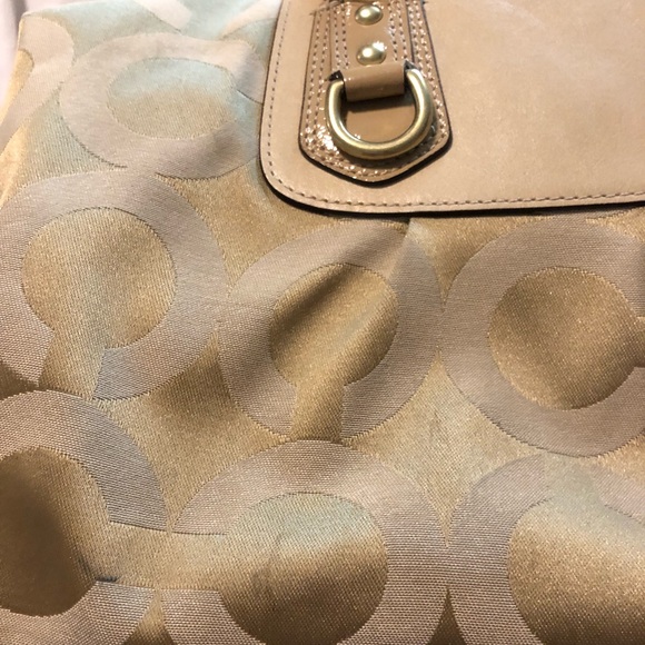 Authentic Coach Purse: Light Tan/Beige - Picture 7 of 8